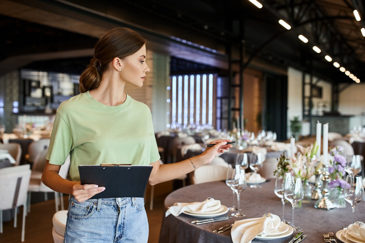 Jak wybrać program sprzedażowy do lokalu gastronomicznego?
